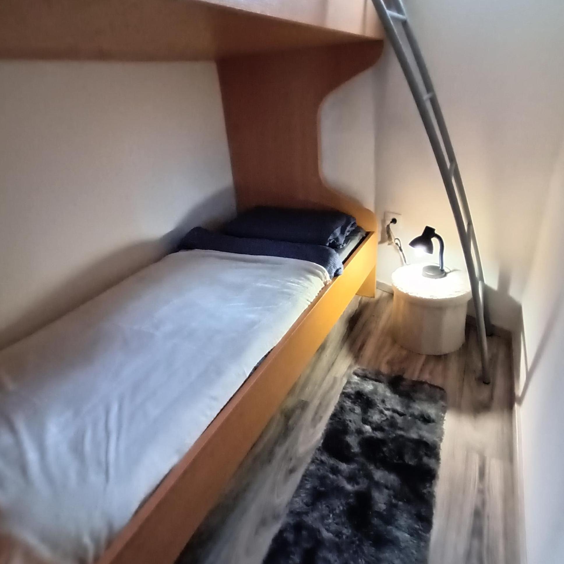 Apartment Leona Bregi *