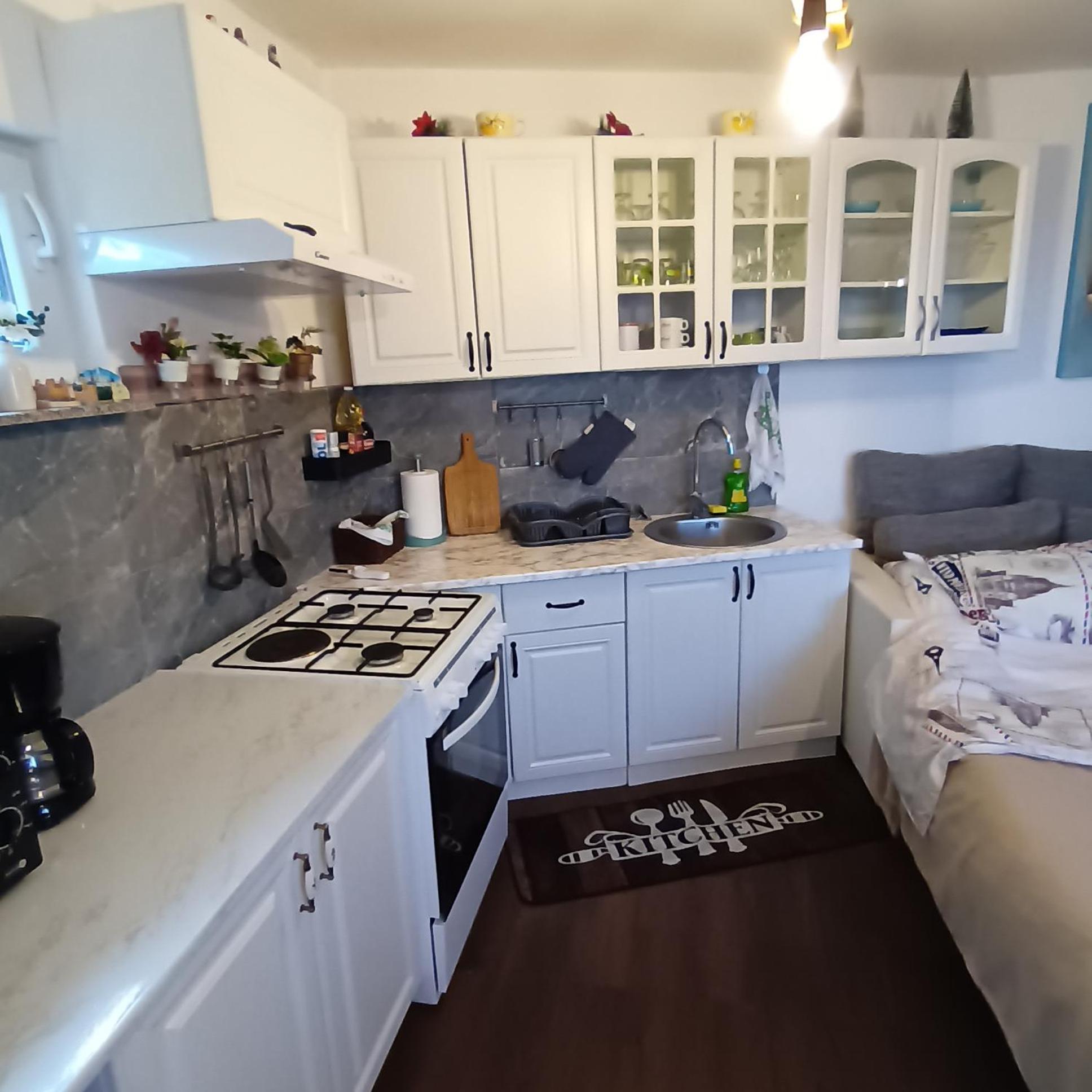 Apartment Leona Bregi